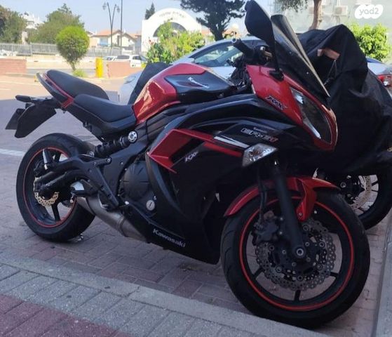 מודעת רכב קאוואסאקי ER-6F