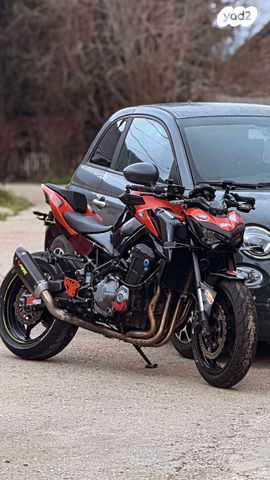 מודעת רכב קאוואסאקי Z900