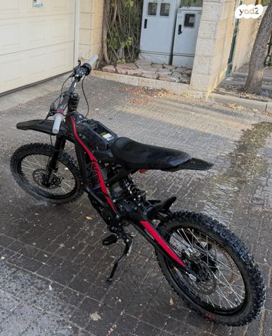 מודעת רכב סורון Light Bee X