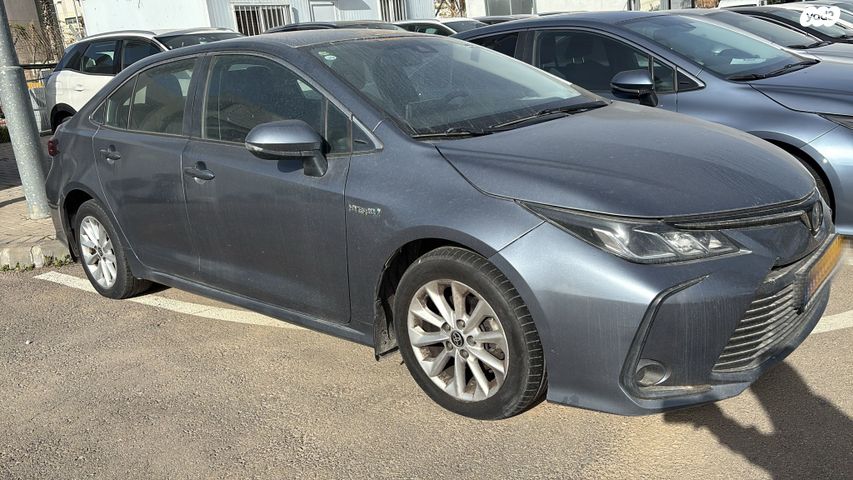 מודעת רכב טויוטה קורולה 1