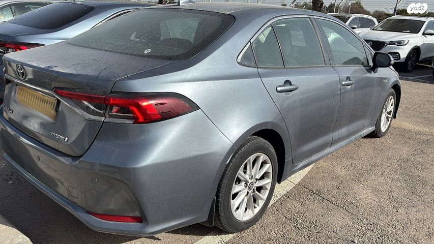 מודעת רכב טויוטה קורולה 2