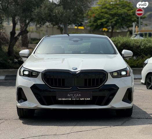 מודעת רכב ב מ וו סדרה 5