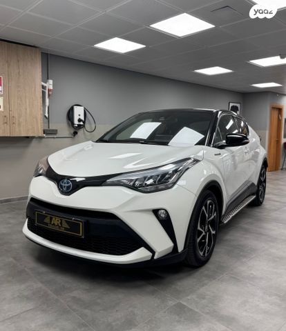 מודעת רכב טויוטה C-HR