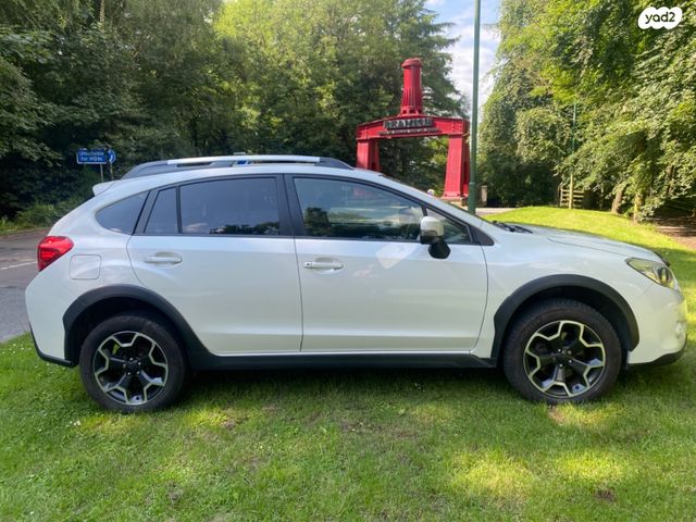 מודעת רכב סובארו XV