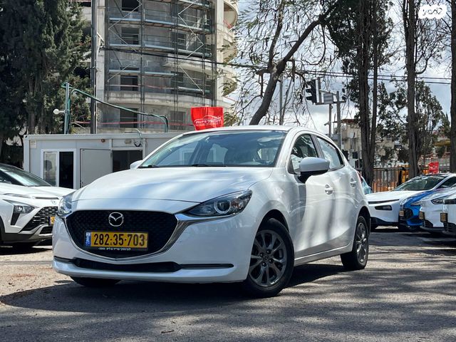 מודעת רכב מאזדה 2