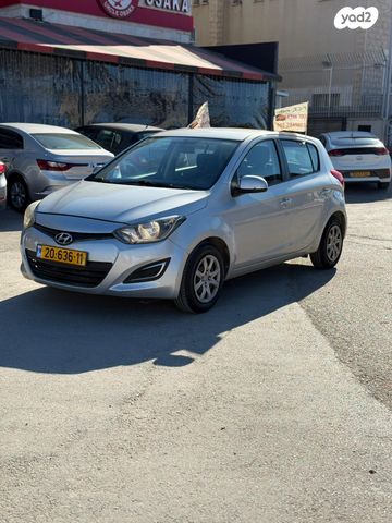 מודעת רכב יונדאי i20