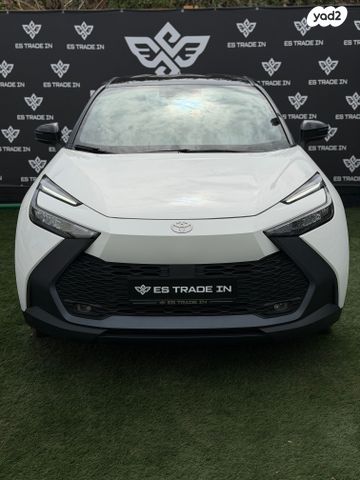מודעת רכב טויוטה C-HR
