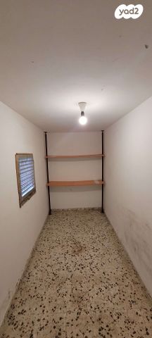 אברהם סכנין 17