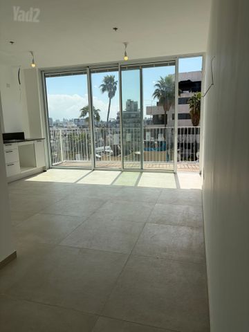 דירה למכירה בתל אביב יפו (תיווך) — 2