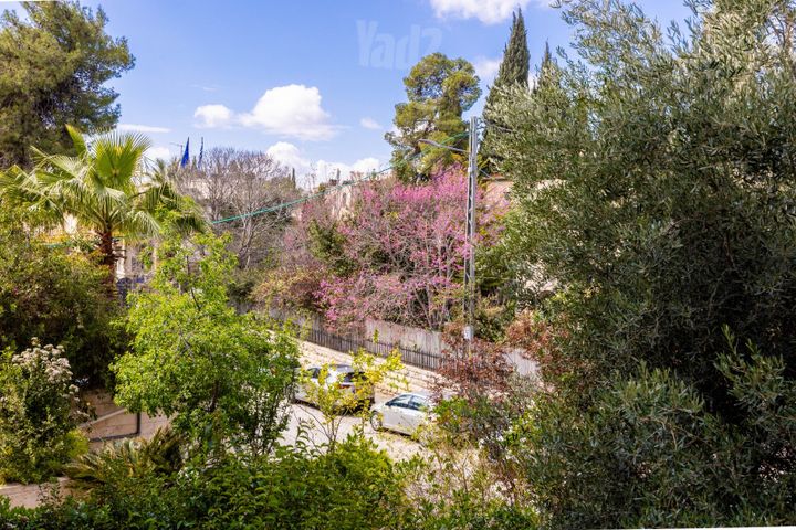 דירת גן למכירה בירושלים (תיווך) — 2