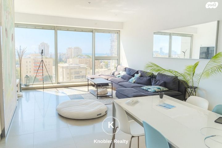 ניסים אלוני 3