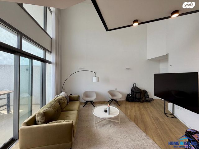 מודעת נכס, בני ברמן, עיר ימים, נתניה