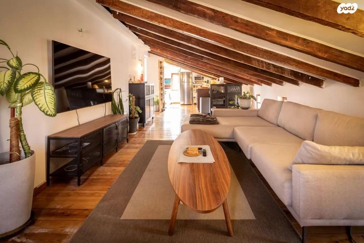 מודעת נכס, המושבה הגרמנית, חיפה