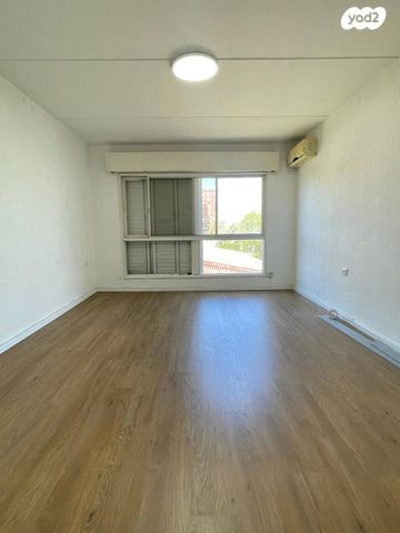 מודעת נכס, תבור 15, קרית ים ד', קרית ים