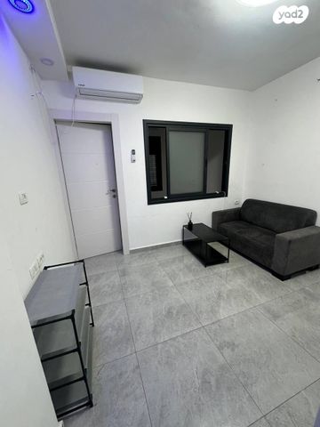 דירה, העיר התחתית, ואדי סאליב, חיפה