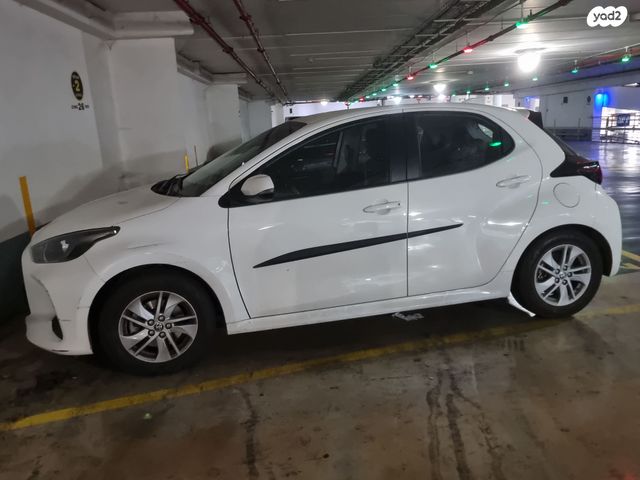 מודעת רכב טויוטה יאריס