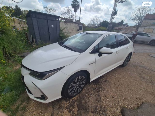 מודעת רכב טויוטה קורולה