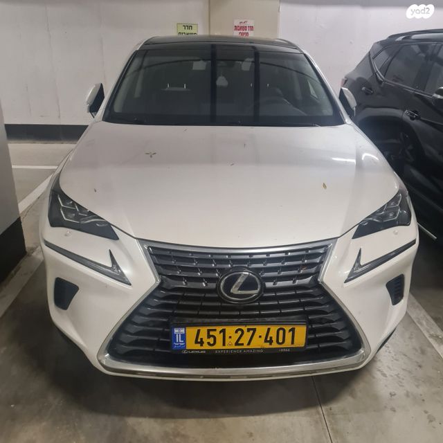 מודעת רכב לקסוס NX