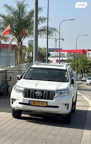 מודעת רכב טויוטה לנד קרוזר