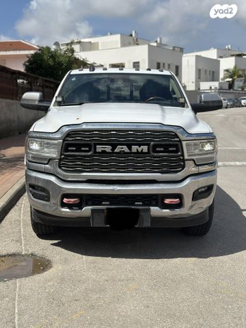 מודעת רכב דודג'