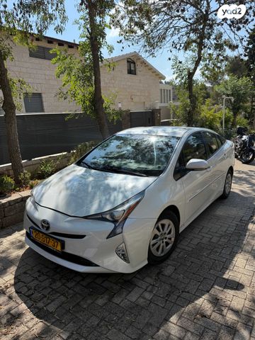 מודעת רכב טויוטה פריוס
