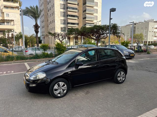 מודעת רכב פיאט פונטו