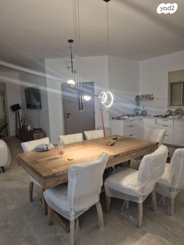 בני יהודה 48