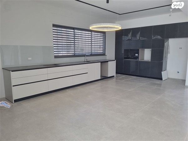 דרך השדות 47