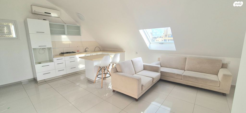 מודעת נכס, גיאורג גרסייה גרנדוס 8, פרדס הגדוד, נתניה