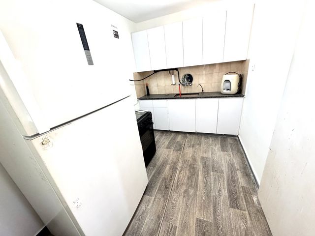 מעפילי אגוז 49