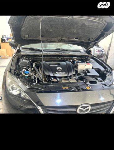 מודעת רכב מאזדה 3