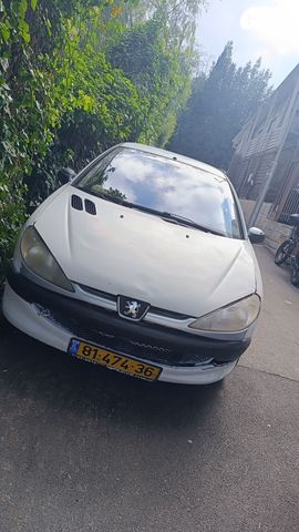 מודעת רכב פיג'ו 206