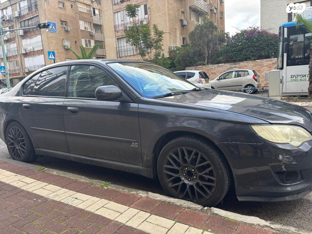 מודעת רכב סובארו B4/לגאסי