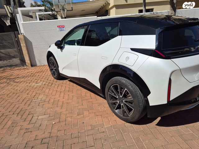 מודעת רכב זיקר X