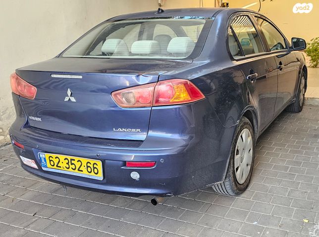 מודעת רכב מיצובישי לנסר