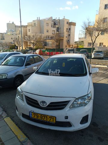 מודעת רכב טויוטה קורולה