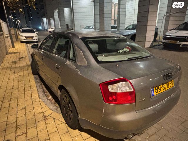 מודעת רכב אאודי A4