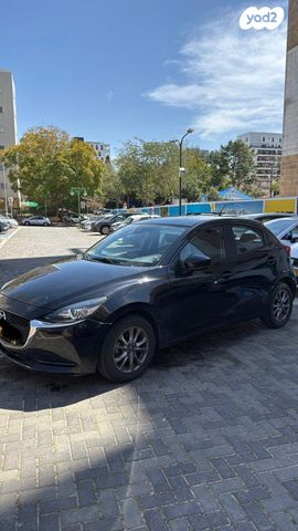 מודעת רכב מאזדה 2
