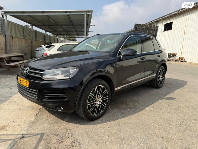 מודעת רכב פולקסווגן טוארג