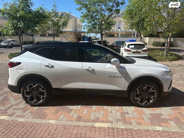 מודעת רכב שברולט בלייזר