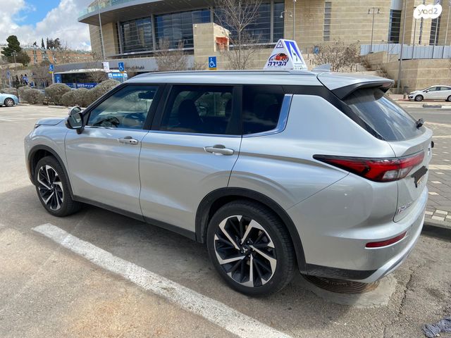 מודעת רכב מיצובישי אאוטלנדר