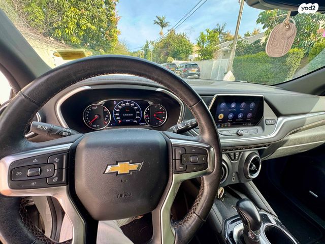 מודעת רכב שברולט בלייזר