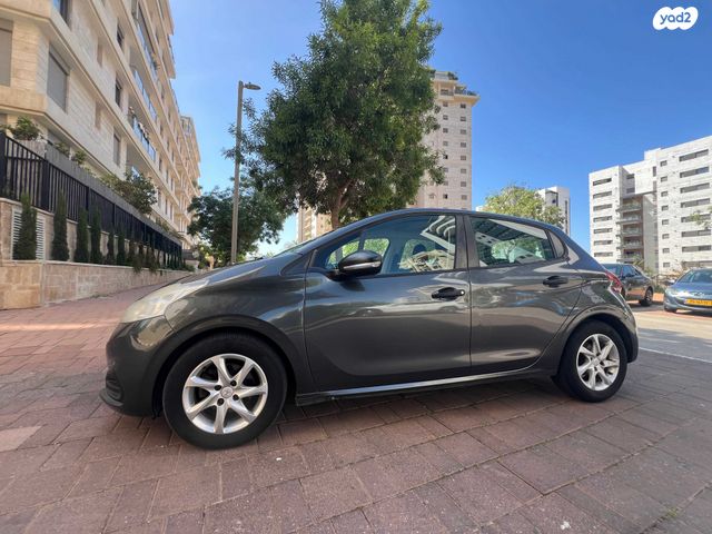 מודעת רכב פיג'ו 208