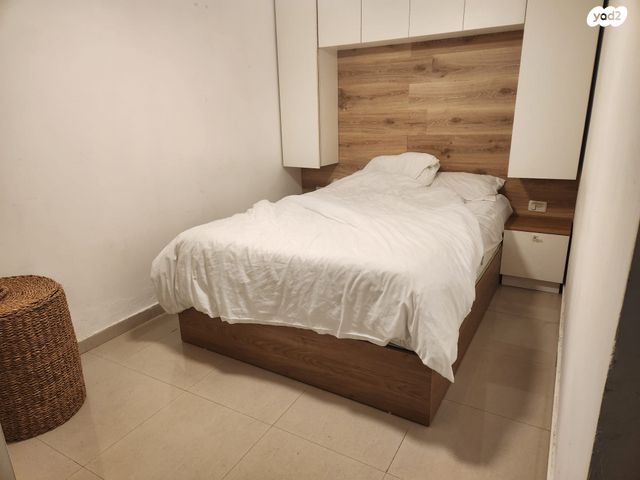 בני יהודה 27