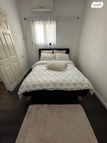 קדושי בלזן 6