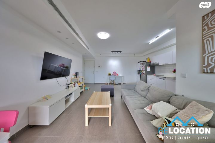 עוזי חיטמן 3