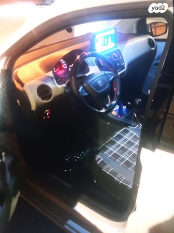 מודעת רכב סיאט Mii