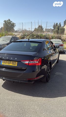 מודעת רכב סקודה סופרב