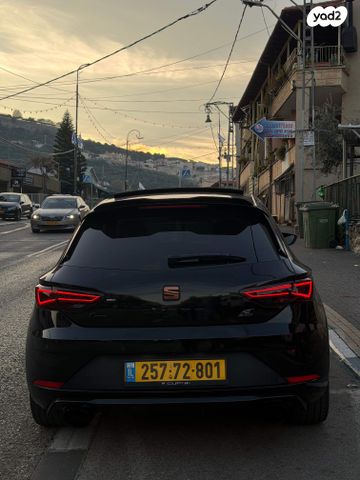 מודעת רכב סיאט לאון
