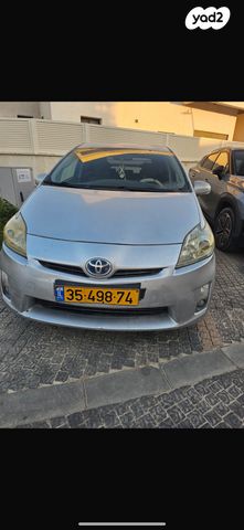 מודעת רכב טויוטה פריוס